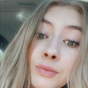 Meet your Posher, Breanna